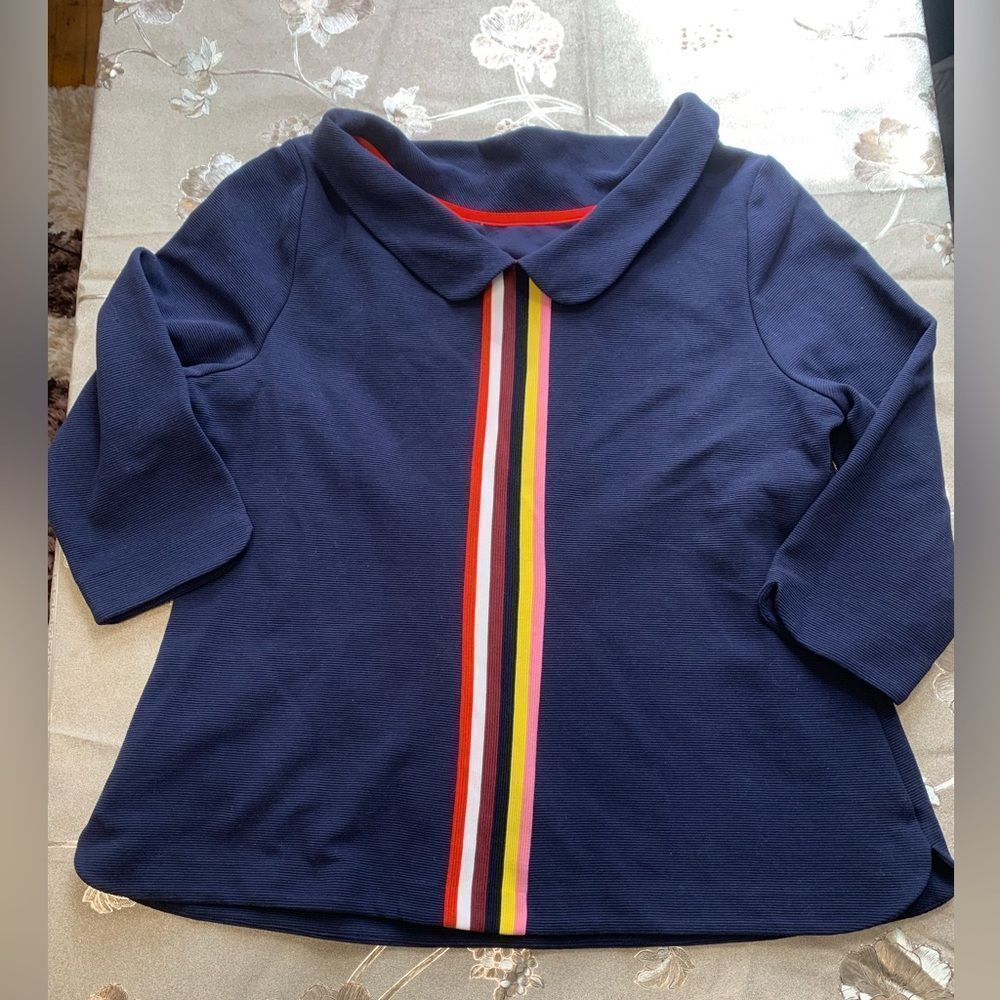 Roden woman size US 18 blouse